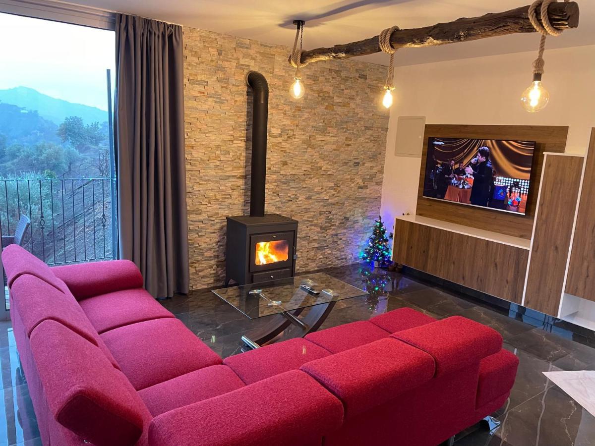 Sofros Valley Hills Chalet Agios Mamas Exterior photo