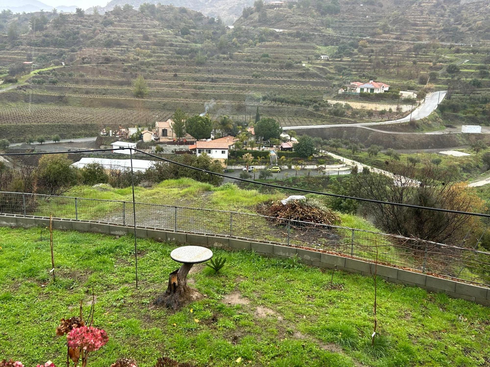 Sofros Valley Hills Chalet Agios Mamas Exterior photo
