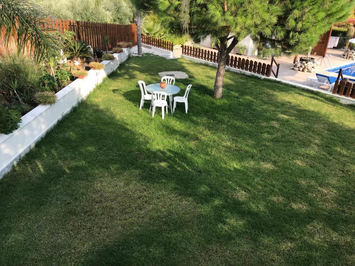 Sofros Valley Hills Chalet Agios Mamas Exterior photo